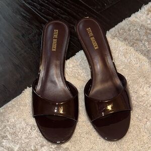 Steve Madden Brown Patent Slide Mules